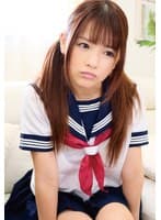 寝ている女子校生の妹にイタズラしていたら逆に生ハメを求められて、もう発射しそうなのにカニばさみでロックされて逃げられずそのまま中出し！ 永瀬ゆい