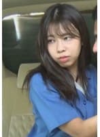 好みの女性パート社員を狙い撃ち。先輩からいじめられている清楚な女性事務社員。「会社近いって…」緊張の不倫カーセックス！