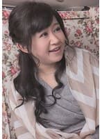 尻を叩かれ喘ぐドMなFカップおっとりセレブ妻と中出しカーセックス！