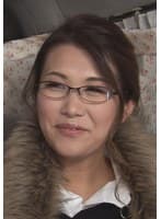 褐色肌の豊洲セレブ 新婚だけど身体は正直 車内淫タビューからホテルで若妻SEX！