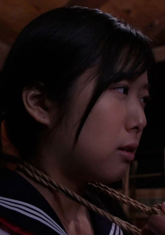 古びた屋根裏で麻縄の甘美なアブノーマルな快楽に堕ちて行く可憐な乙女遊戯！