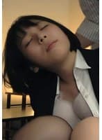 セクハラ老害ジジイの動画コレクション！かわいい系色白ショート社員を毒牙にかける！