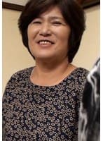 田舎の人情熱い熟女に夕飯をご馳走になりお礼に性感マッサージ！久々の男性の愛撫にその気になる素朴な熟女に中出しSEX！