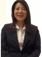 清楚な雰囲気の50歳バツイチで元予備校講師の美熟女が初めてのAV出演を決意！清楚な仮面の下の淫乱性交！