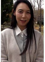 良き妻、良き母を努めて来た上品な雰囲気の五十路熟女さんが人生初の浮気SEX!他人棒での激ピスにイキまくる初撮りSEX!