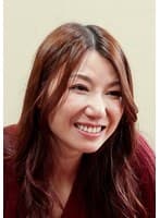 離婚して離れてひとりで暮らす母に思いを打ち明ける愚息、一途な思いに揺れ一線を越えてしまう家庭内の禁断の肉欲SEX！