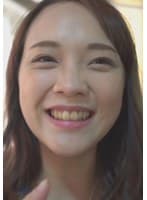 笑顔が可愛いノリのいい人妻の魅力！男もうなる下品で献身的な舌遣い！