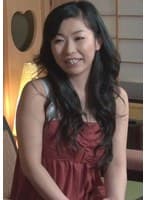 42歳スレンダー巨乳妻は娘さんの前で電マで刺激され身体に熱い火が灯る!