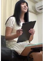 普通の奥様にAV鑑賞しながら大人のおもちゃのモニターを高額報酬で頼んでみたら…欲求不満！？本気オナニーに我慢できず肉棒ズブリの中出しSEX！