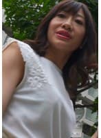 街行くセレブっぽい四十路熟女をナンパしてランチデート!旦那に不満たらたらの熟女にエッチなバイトを口説いてホテルで性欲全開中出しSEXの虜となる!