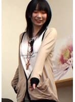 アニメ声であどけない笑顔の美女もホントはエッチに興味深々！「恥ずかしいよ」といいながら快感にオマタを濡らすSEX！