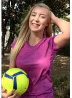 バレーボールアスリートの高身長美女をナンパしてアパートメントに誘う！アスリート美女は性欲旺盛！？異国の地でのAVデビューでイキまくる！