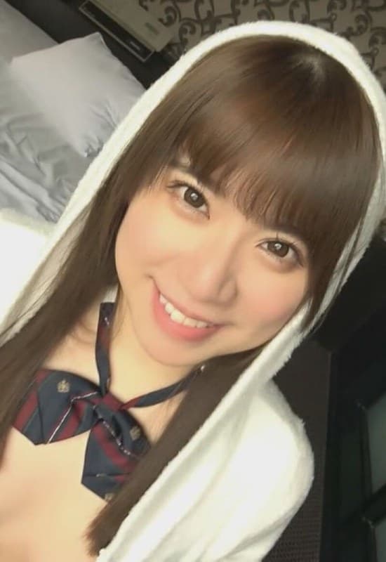 プリプリ桃尻の正統派美少女JK