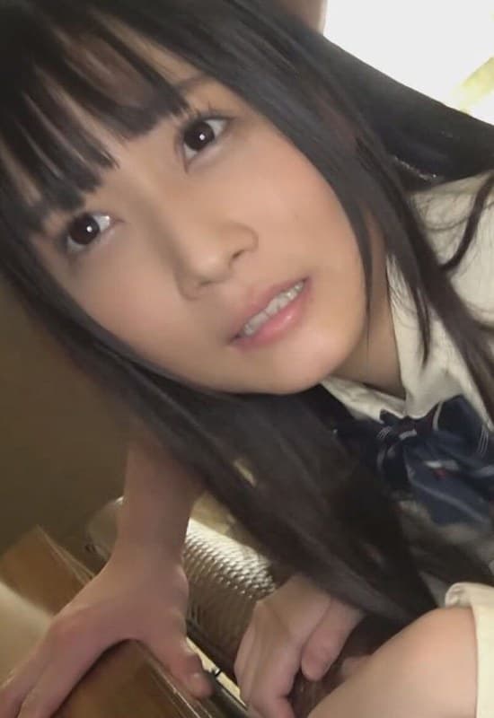 敏感大きめ乳首！パイパンJKとラブラブエッチ