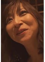 【斉藤●貴激似注意】「最近私なんか変!若い男の人見るとドキドキしちゃうの」と東京に遊びに来た知人熟女に逆ナンを進めてみたら、目がキラキラと輝き強引に素人イケメンとホテルにGOした件