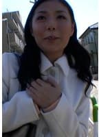 地味な雰囲気とは裏腹にちょい垂れ美巨乳の大人しく真面目な熟女!初めて味わう強烈な快感に生々しい情熱的な性欲溢れるSEX!