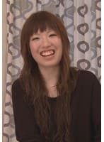 久しぶりのエッチな状況に笑顔が隠せない人妻さん!肉棒を口で咥える時もにやけが止まらない!期待に応えるべくギンギンな肉棒をアソコに入れて中出しSEX!